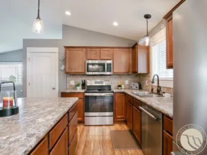 1561 Topanga Avenue, Billings, MT photo 8