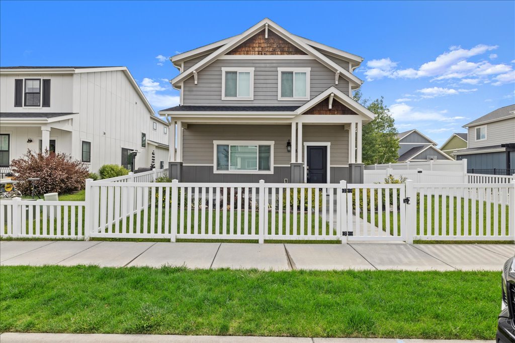 1821 Island View Drive, Billings, MT