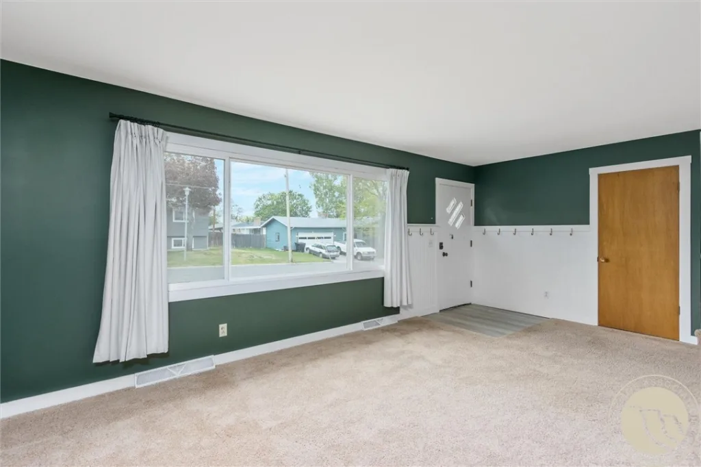 2112 Hoover Avenue, Billings, MT Single Family in Billings, MT photo 3