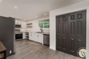 506 S 32nd Street, Billings, MT photo 4