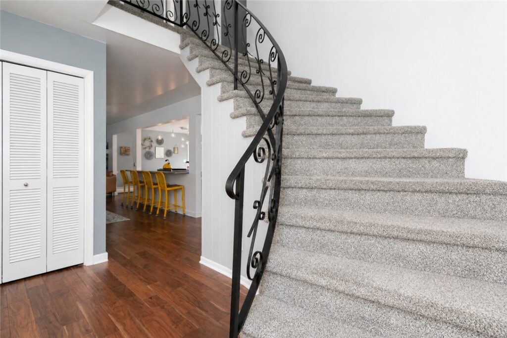 2917 Stanford Drive, Billings, MT Single Family in Billings, MT photo 4
