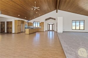 325 Three Wolf Road, Huntley, MT photo 10
