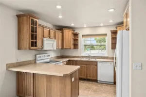 1227 Mirror Lake Lane, Billings, MT photo 3
