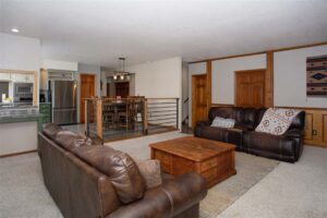 4448 Pine Cove Road, Billings, MT photo 4